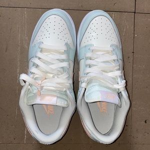 USED/GREAT CONDITION NIKE DUNKS